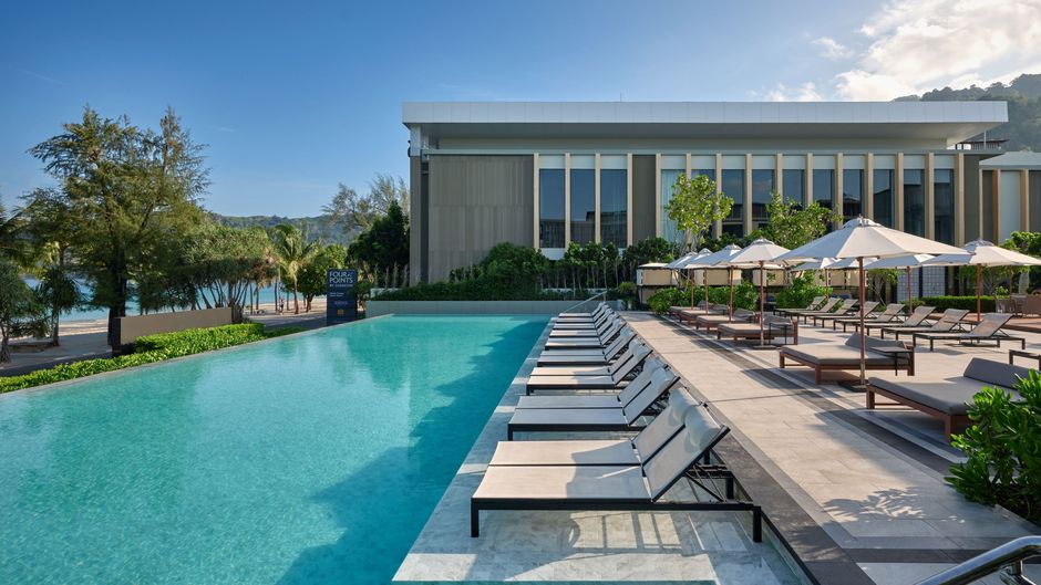 Four Points-Sheraton Phuket Beach Resort Pool