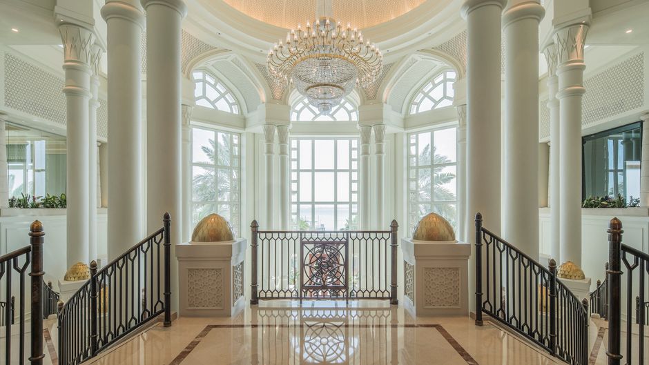 Four Seasons Hotel Doha Lobby