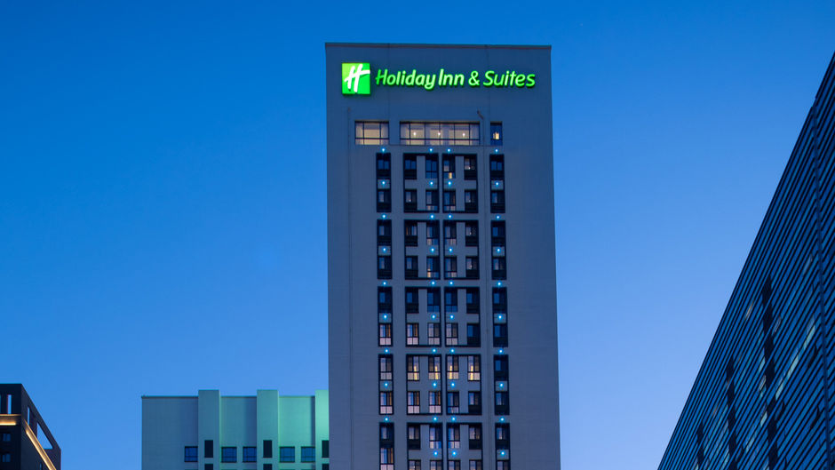 Holiday Inn & Suites High-Tech Zone Exterior