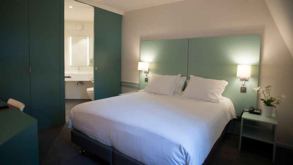 Hotel du Congres Room