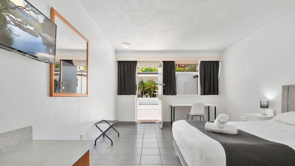 The Robert Towns Hotel Room