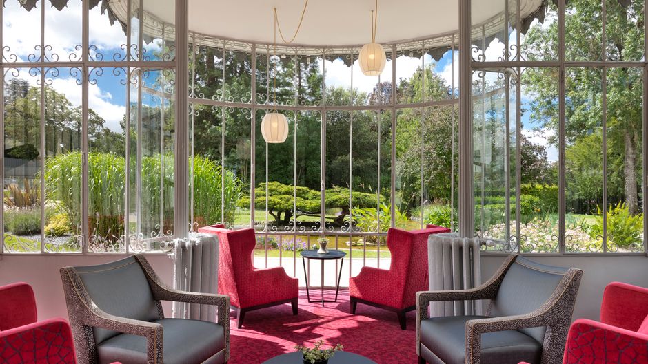 Chateau Belmont Lobby