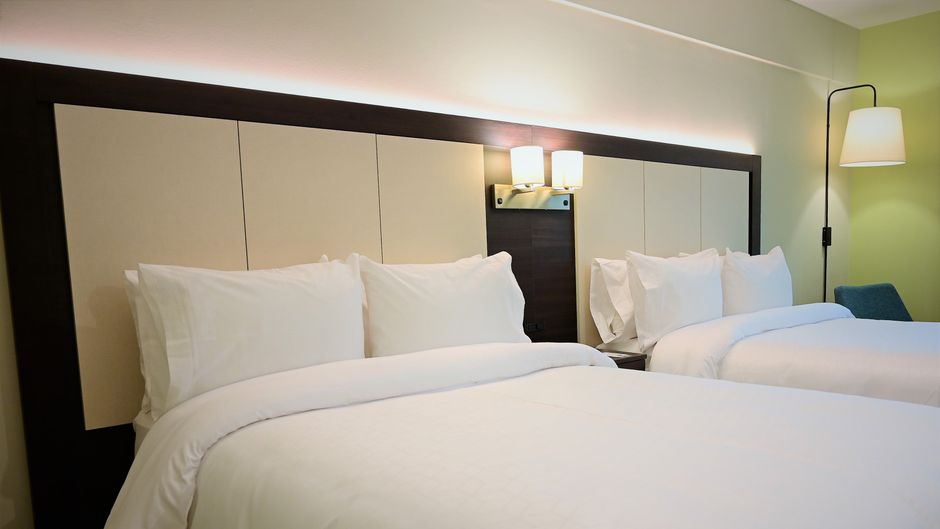 Holiday Inn Express Rosario Room