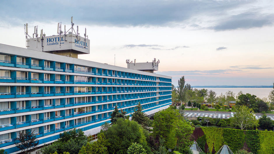 Danubius Hotel Annabella Exterior