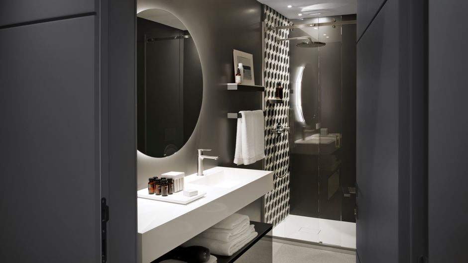 Hotel Plaza & De Russie Room