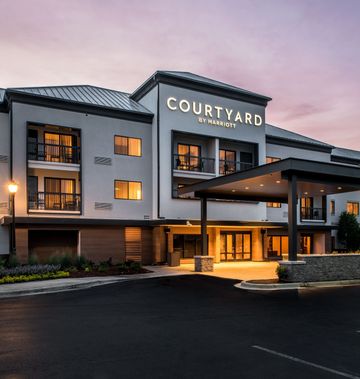 Courtyard Charlotte Ballantyne