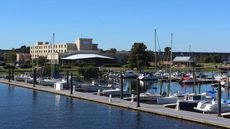 BridgePoint Hotel & Marina