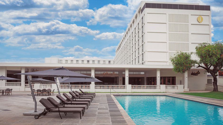 Holiday Inn Lusaka Pool
