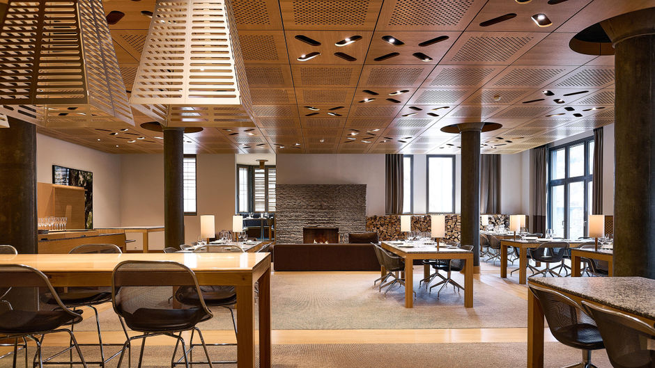 Omnia Hotel Restaurant