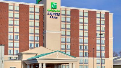Holiday Inn Express/Suites Chatham South