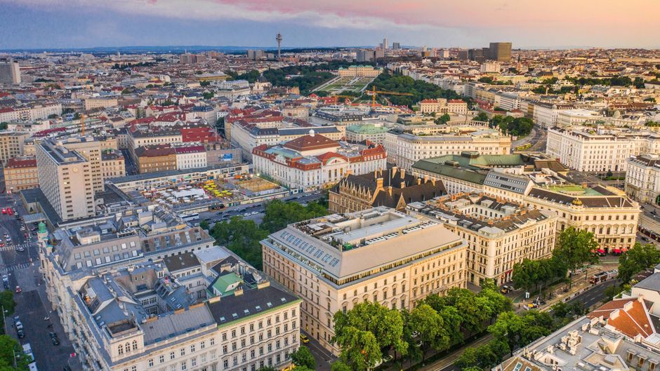 The Ritz-Carlton, Vienna Exterior