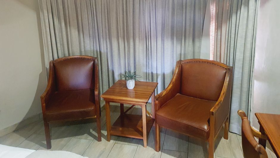 Fairview Hotel & Conference Center Room