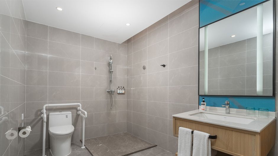 Holiday Inn Express Wenchang Room