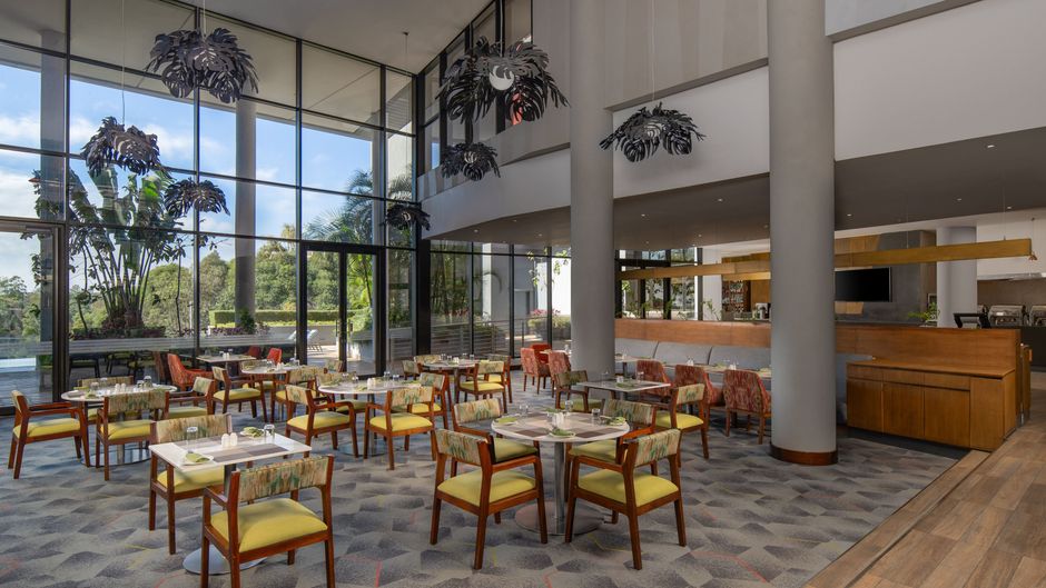 Holiday Inn Nairobi Two Rivers Mall Restaurant
