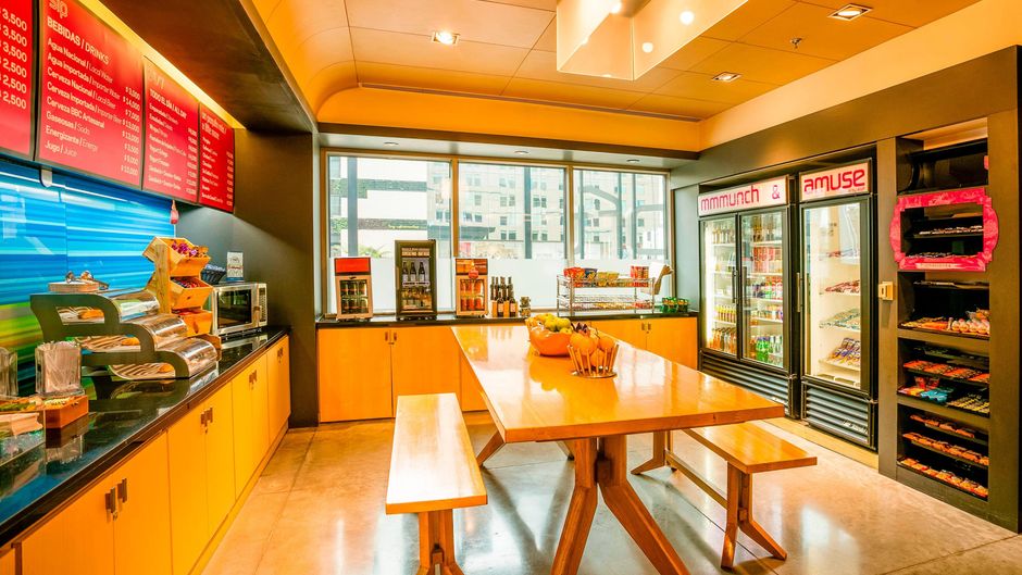 aloft Bogota Airport Restaurant