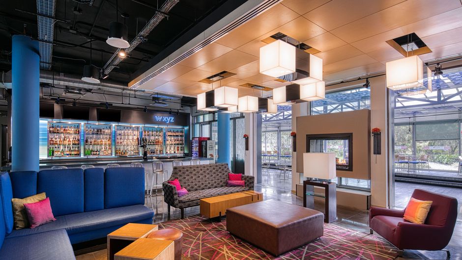 aloft Bogota Airport Lobby