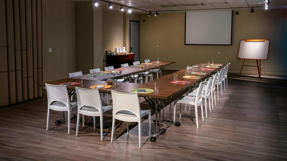 aloft Bogota Airport Meeting