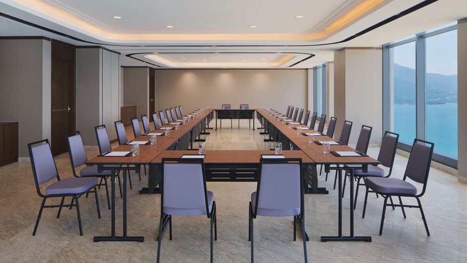 Four Points by Sheraton Danang Meeting