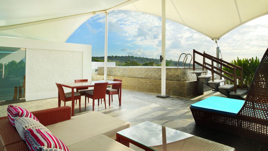 Le Meridien Bali Jimbaran Pool