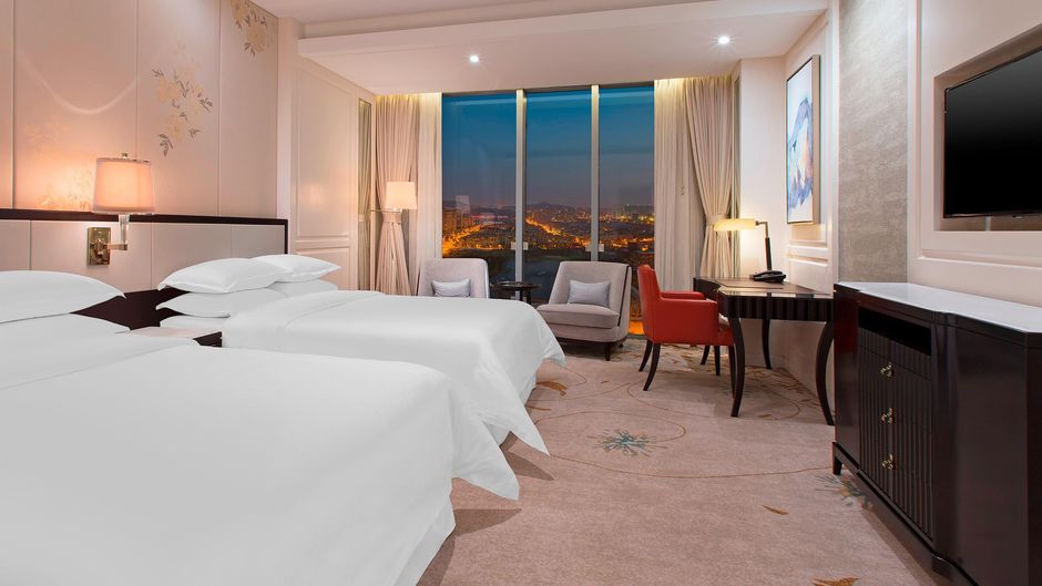 Sheraton Qingdao Licang Hotel Room