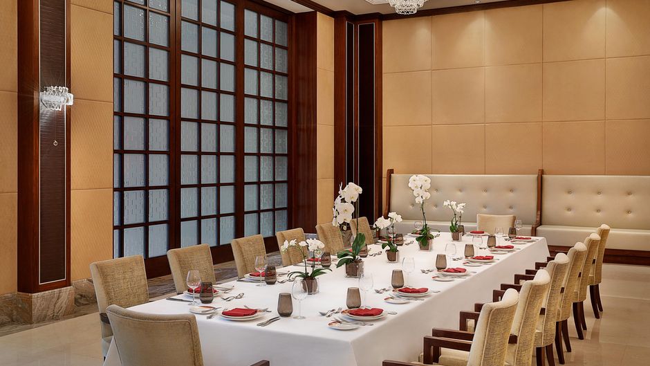 Sheraton Oman Hotel Restaurant
