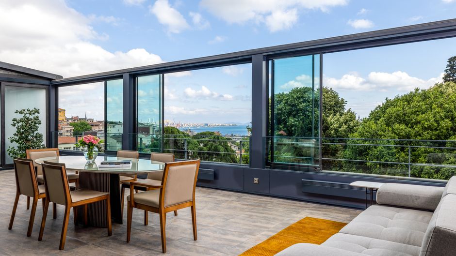 TomTom Suites Exterior