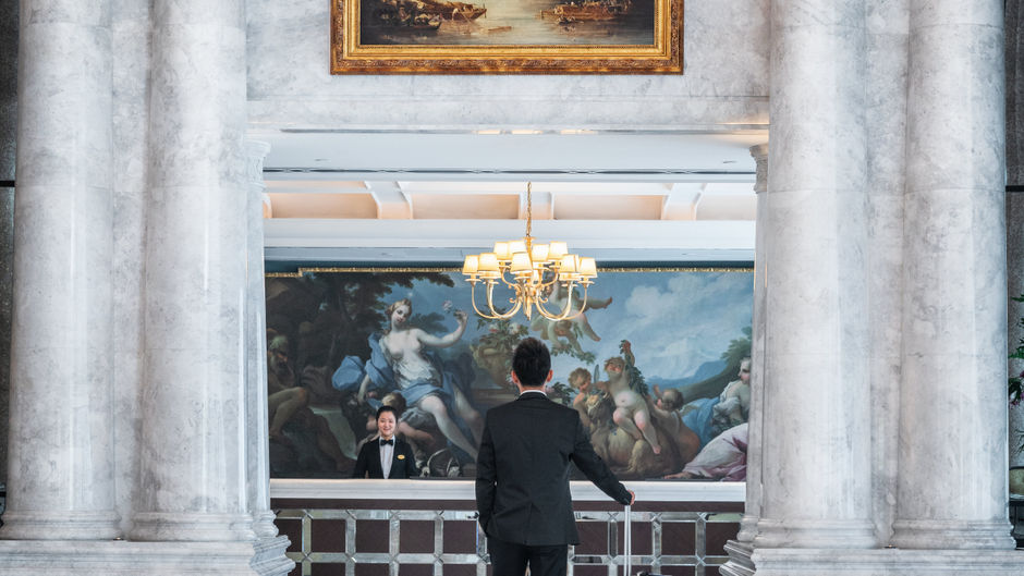 The New Jingli Hotel Lobby