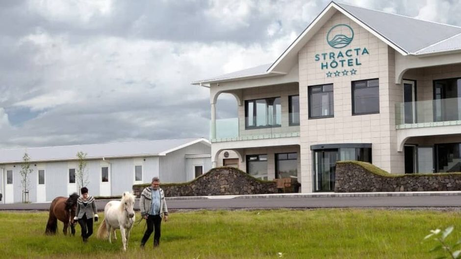 Stracta Hotel Hella Exterior