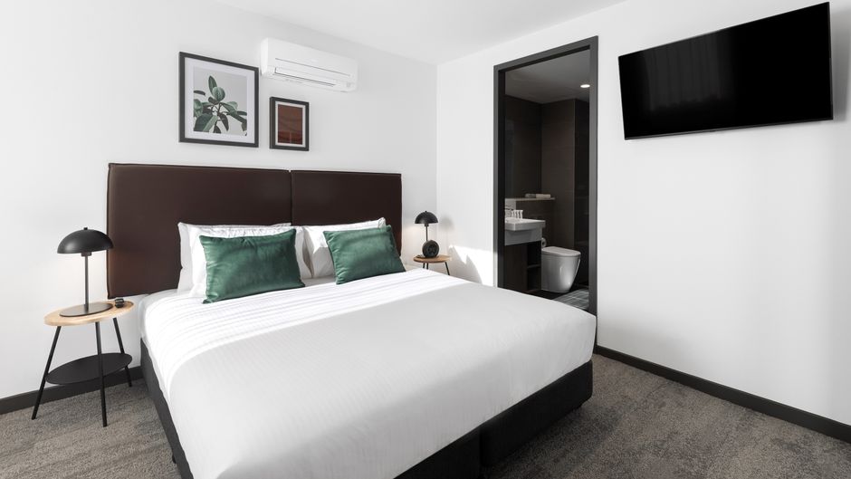 Quest Geelong Central Room