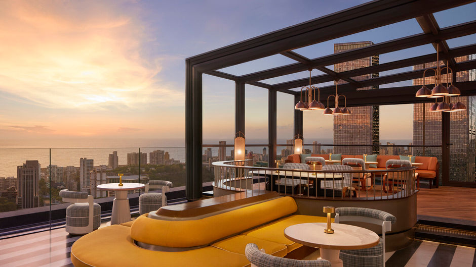 Four Seasons Hotel Mumbai Exterior