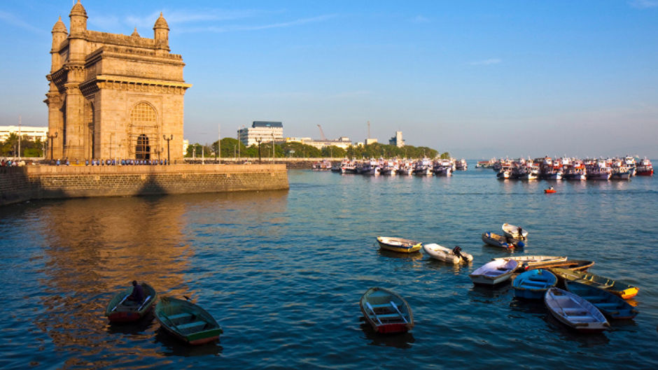 Four Seasons Hotel Mumbai Exterior