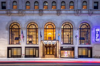 Aloft Philadelphia Downtown