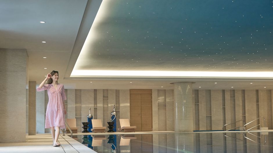 Sheraton Grand Zhengzhou Hotel Pool