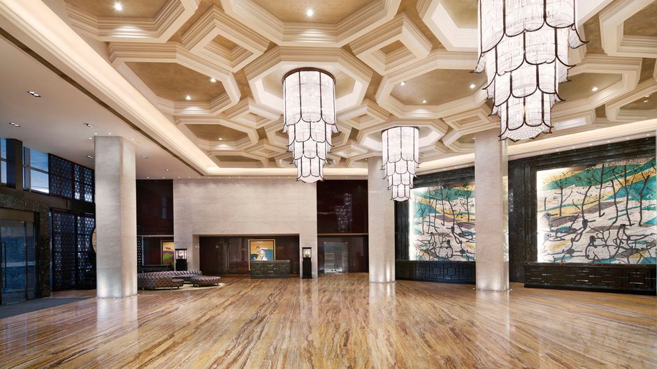 Sheraton Shanghai Waigaoqiao Hotel Lobby