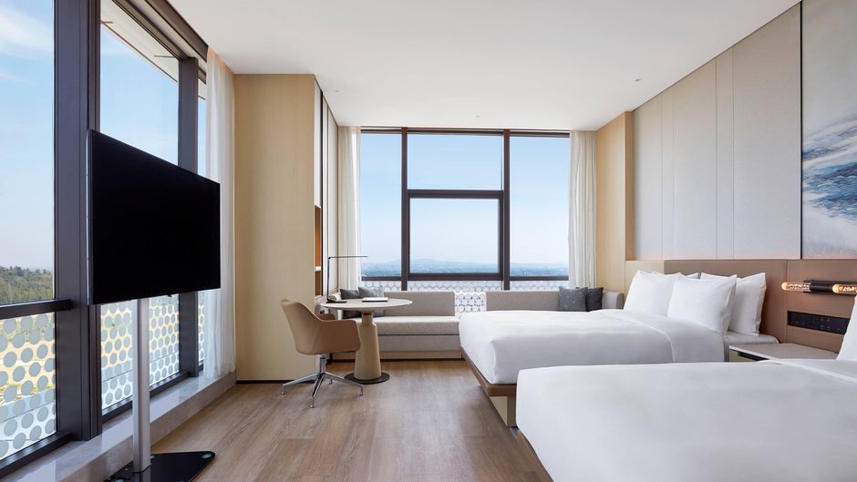 Courtyard by Marriott Qinhuangdao Room