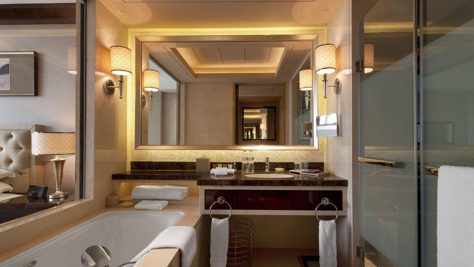 Sheraton Changzhou Xinbei Hotel Room