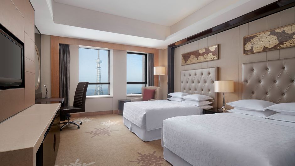 Sheraton Daqing Hotel Room