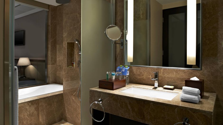 Four Points Qingdao, West Coast Room