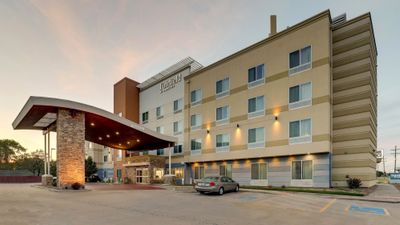 Fairfield Inn & Suites Hutchinson