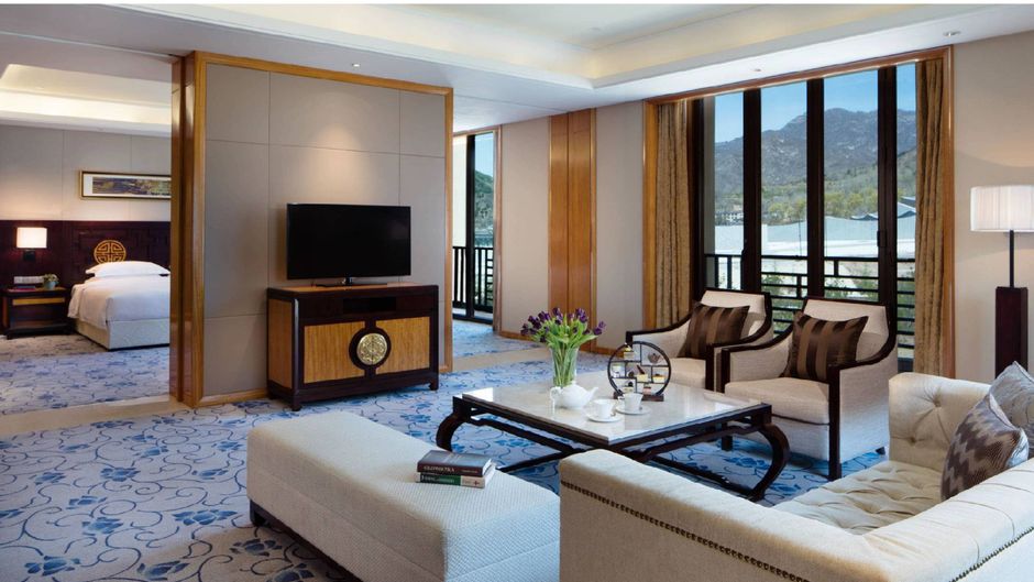 Wutai Mountain Marriott Hotel Suite