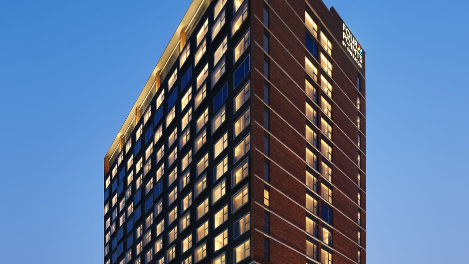 Four Points by Sheraton Chinatown Exterior