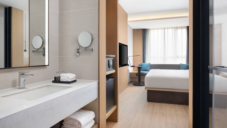 Fairfield by Marriott Haidong Room