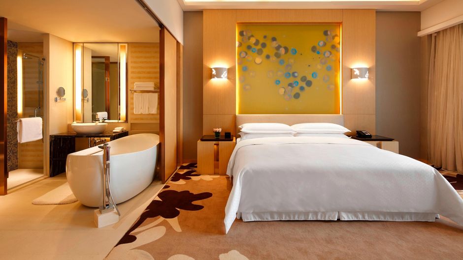 Four Points by Sheraton Luohe Suite