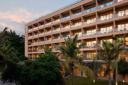 Sheraton Maoming Romantic Beach Resort