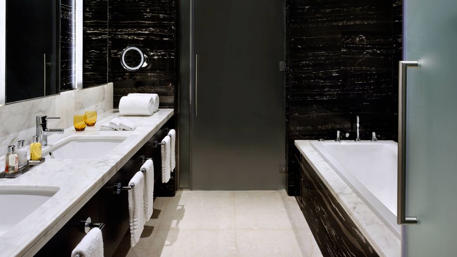 Marriott Hotel Downtown, Abu Dhabi Room