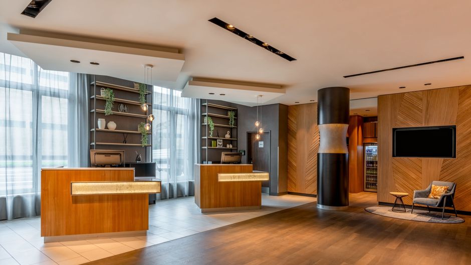 Courtyard by Marriott Cologne Lobby