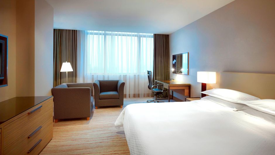 Four Points by Sheraton Shanghai, Daning Room