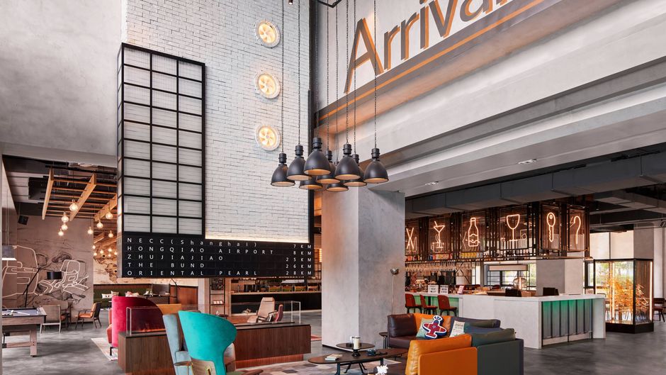 Moxy Shanghai Hongqiao CBD Lobby