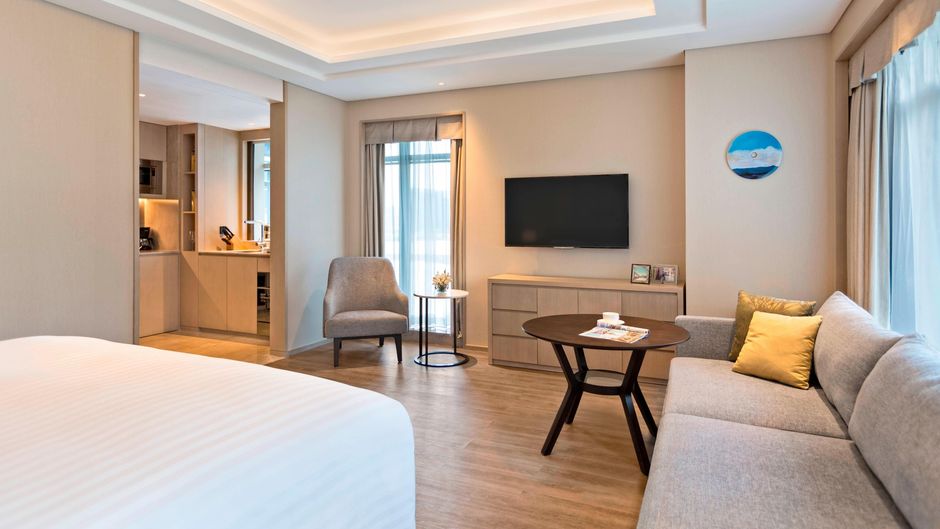 Marriott Executive Apts Future Sci-Tech Room