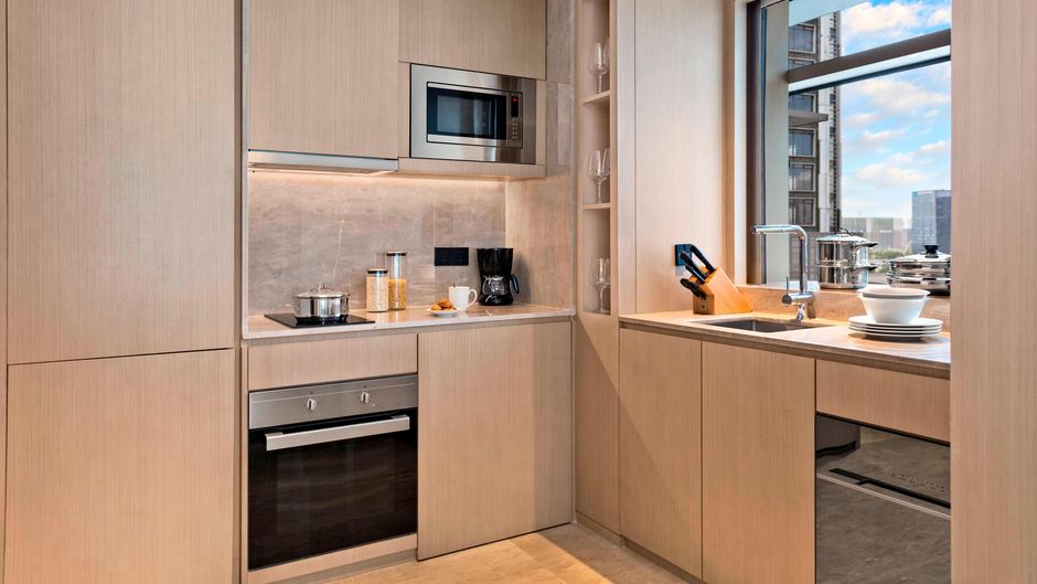 Marriott Executive Apts Future Sci-Tech Room
